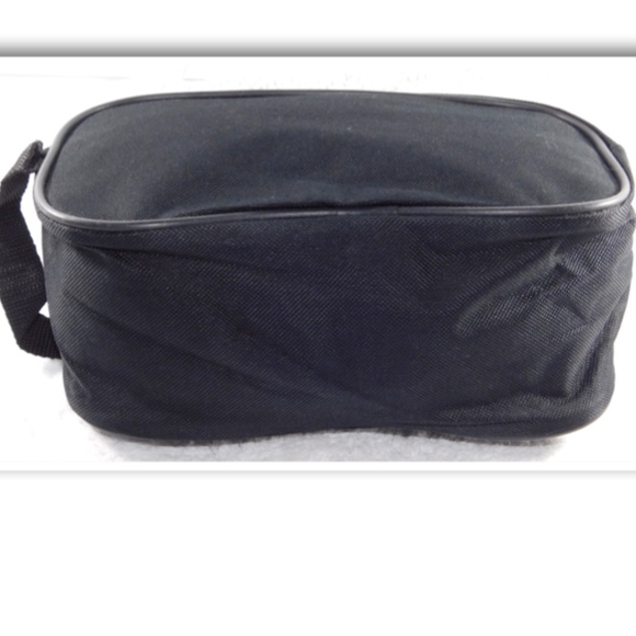 Olivet International Canvas Men's Toiletry Bag - Picture 5 of 8